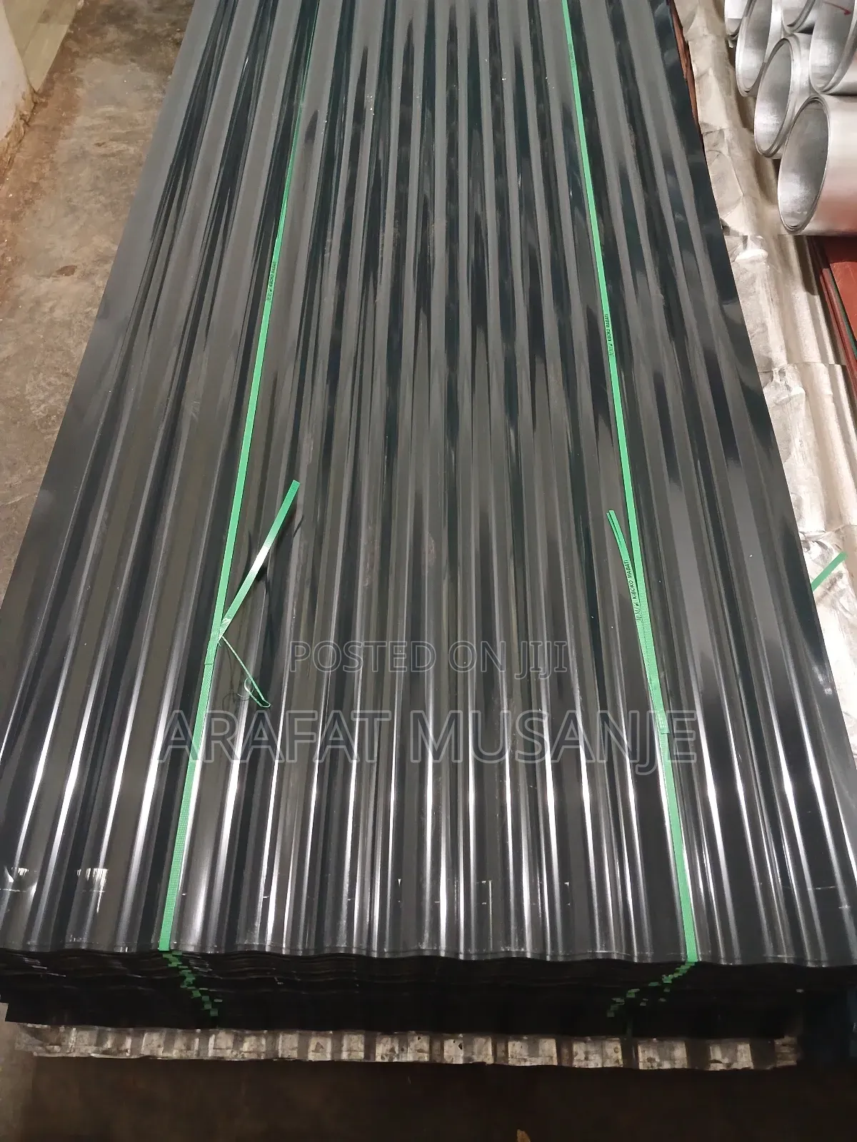 Ironsheets Black Ordinary