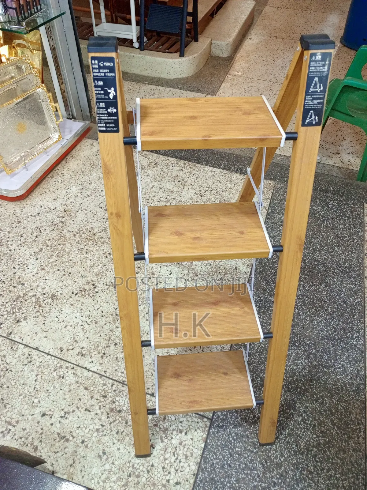 4-Step Folding Aluminum Step Ladder.
