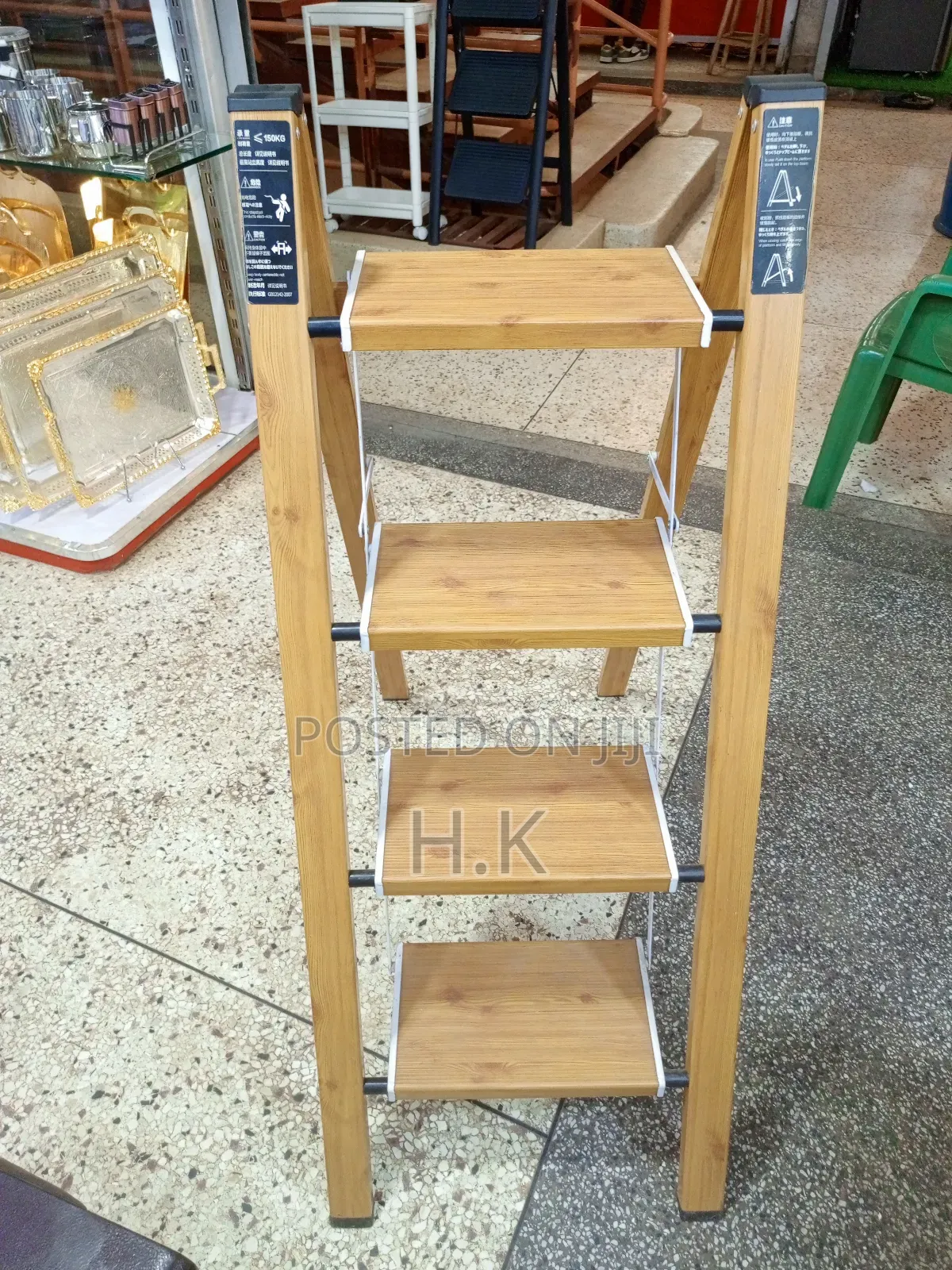 4-Step Folding Aluminum Step Ladder.
