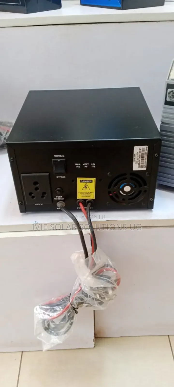 Lento Inverter 2.1kva /2100watts