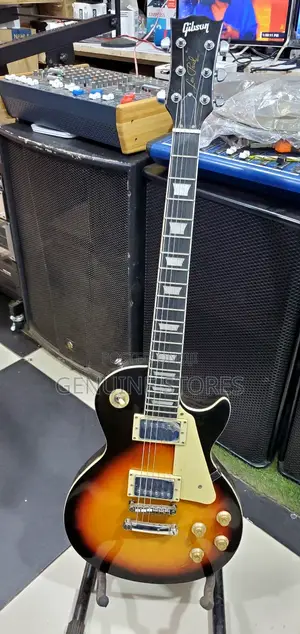Solo Gibson Guitar