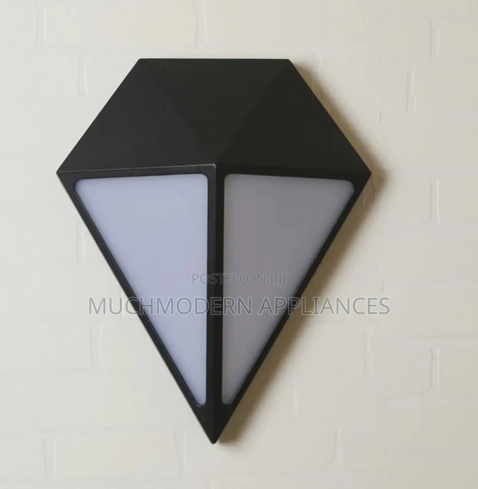 Diamond Design LED Wall Light LL 6036-Bk-Ww