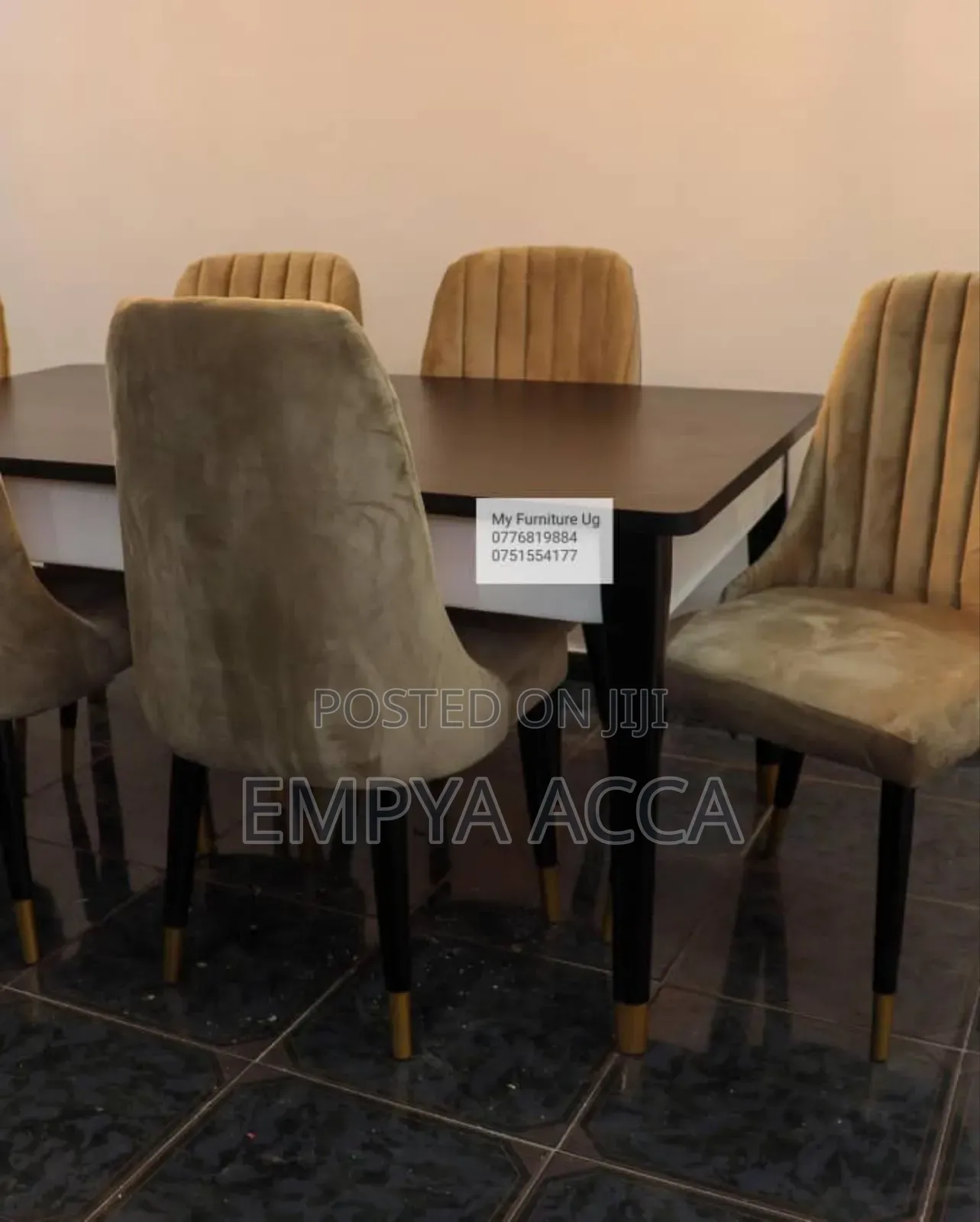Classic Dining Tables