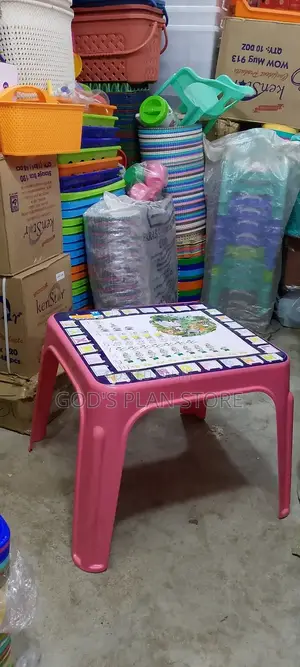 Kids Table
