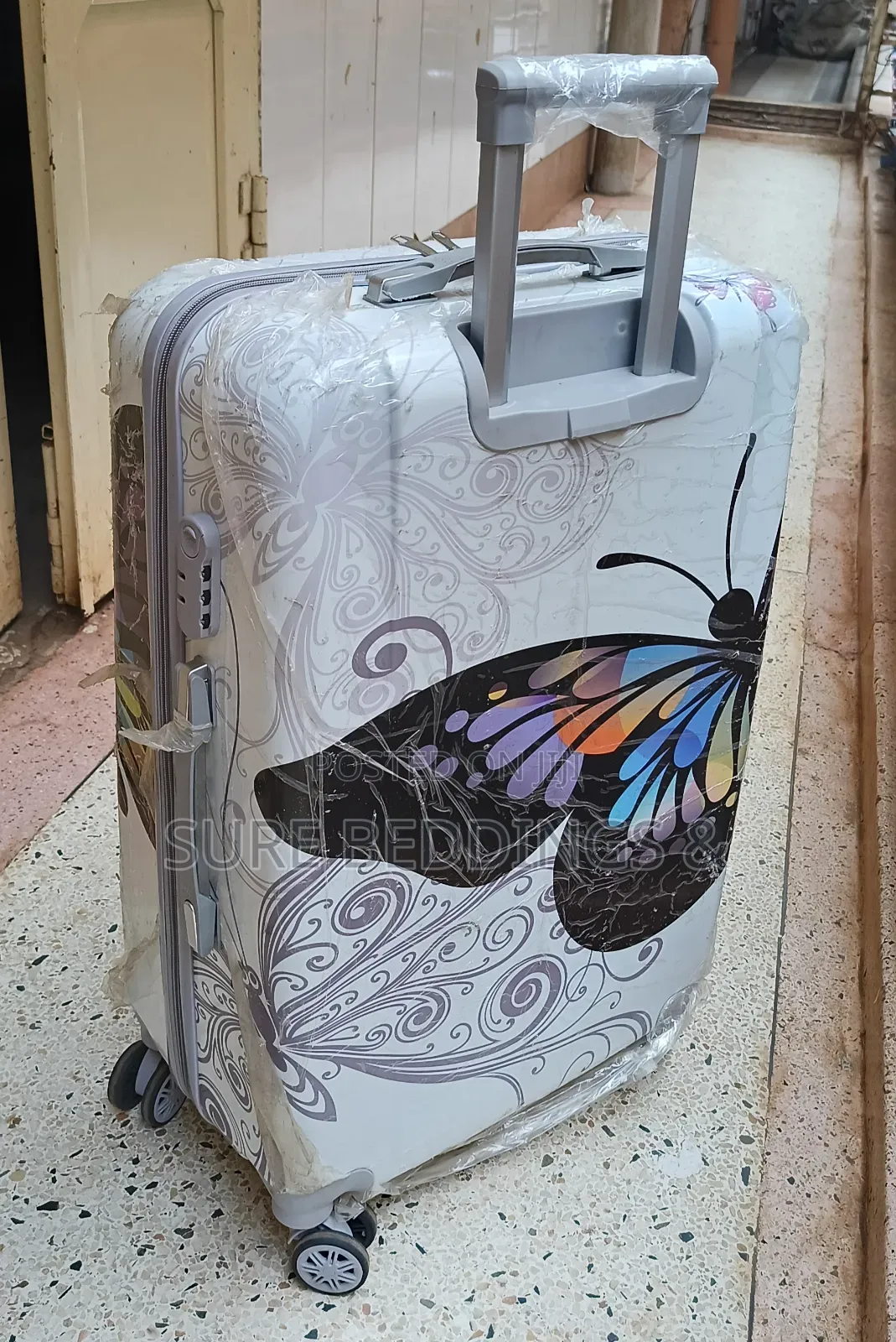 Expo Travel Suitcase