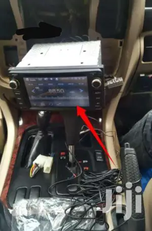 Hands On Car Radio Installation