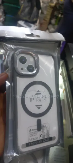 iPhone 13/14 Super Anti Bust Transparent Covers