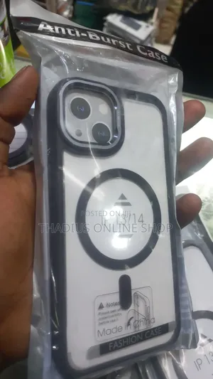 iPhone 13/14 Super Anti Bust Transparent Covers