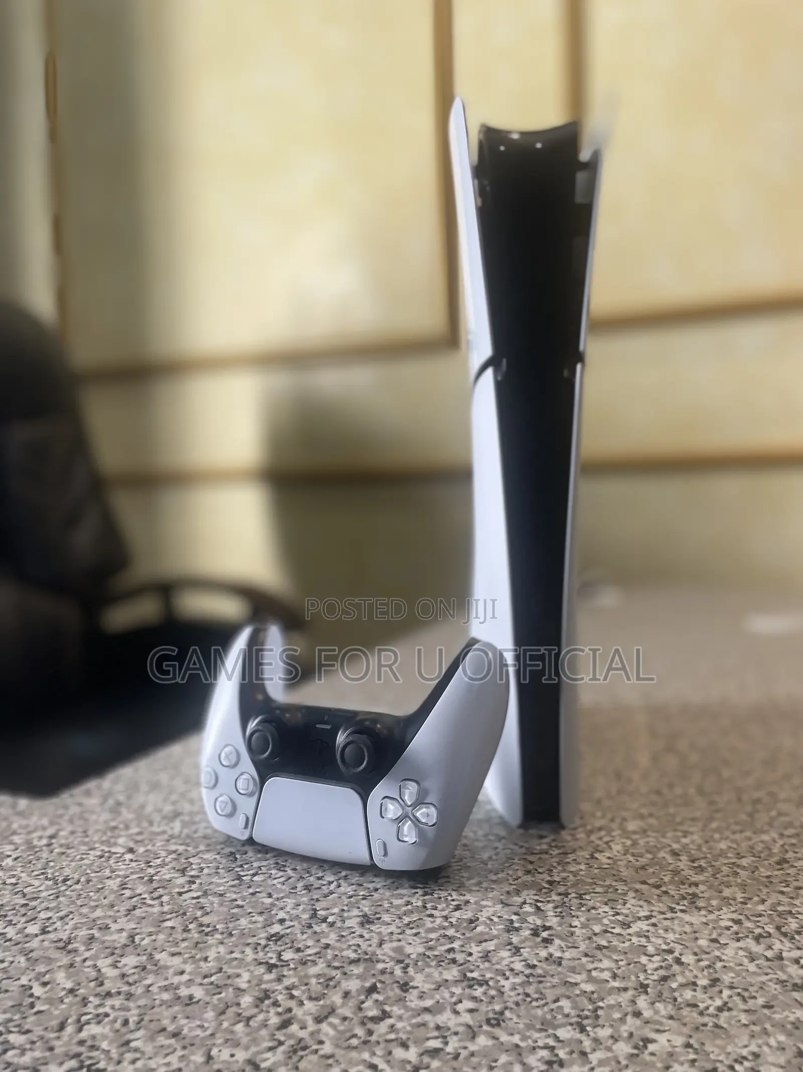 Ps5 Slim With a Pad