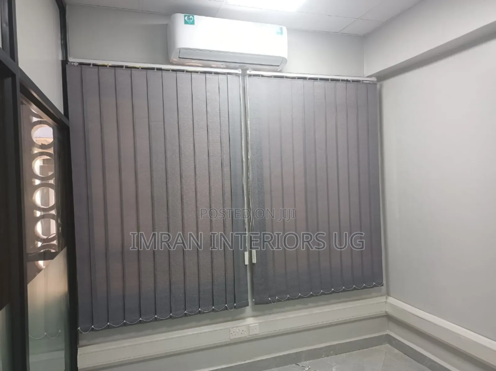 Color Grey Vertical Window Blinds Per Square Meter.