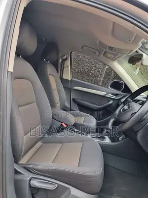 Audi Q3 2013 Silver