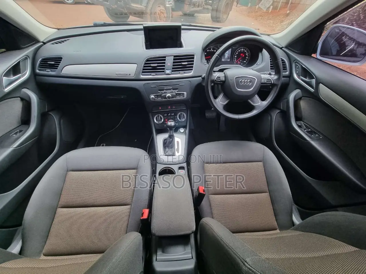 Audi Q3 2013 Silver