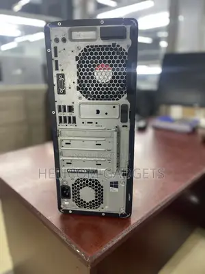Desktop Computer HP EliteDesk 800 G3 8GB Intel Core I5 HDD 500GB