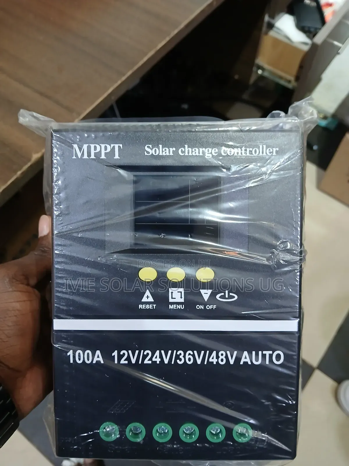 MPPT Solar Charge Controller 100a
