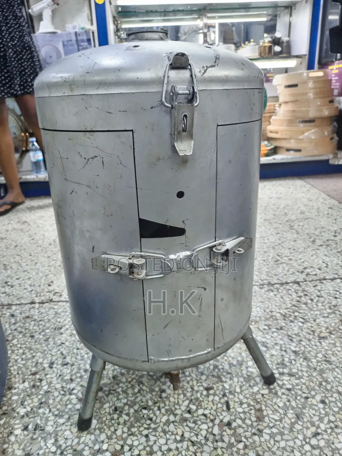 Charcoal Barbecue Grill.