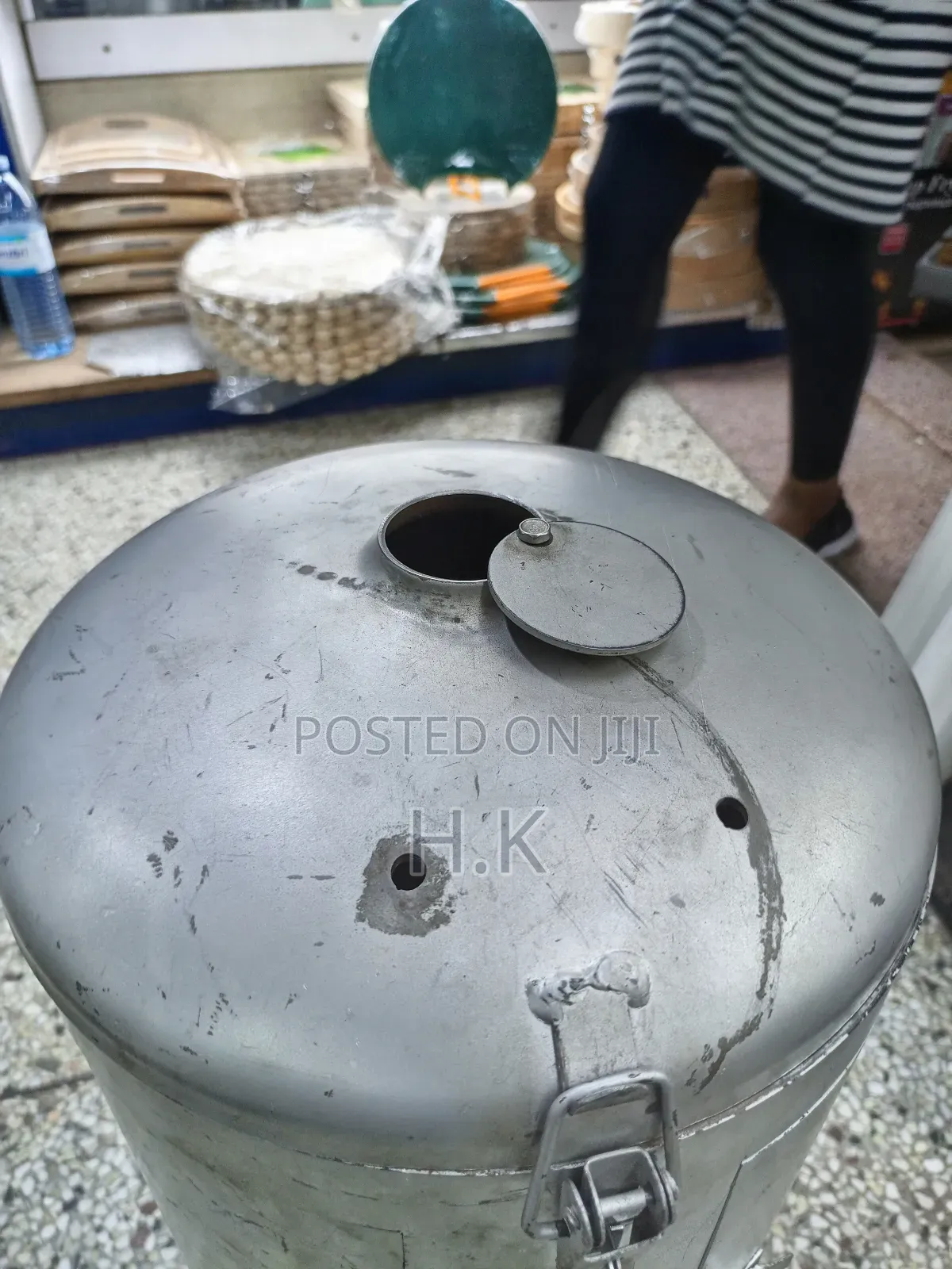 Charcoal Barbecue Grill.