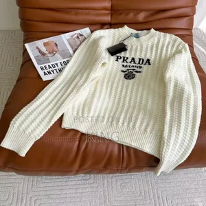 Genial Sweaters Prada Milano