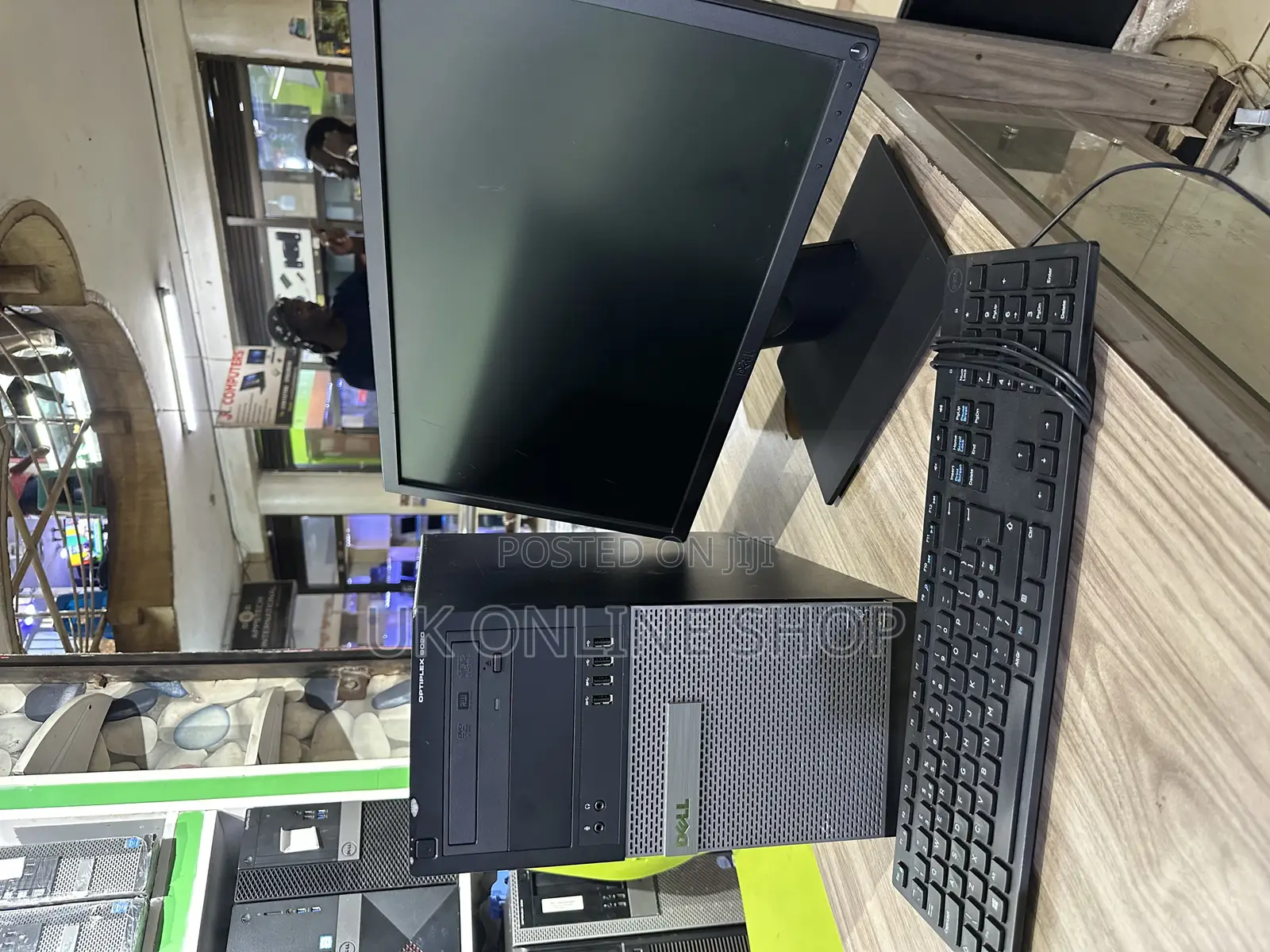 Desktop Computer Dell 4GB Intel Core I5 HDD 500GB