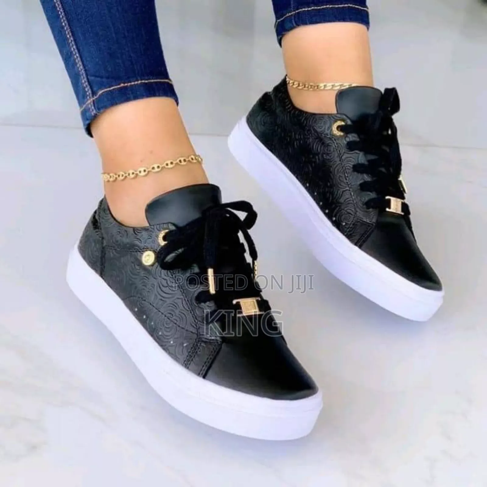 Proven Classic Sneakers