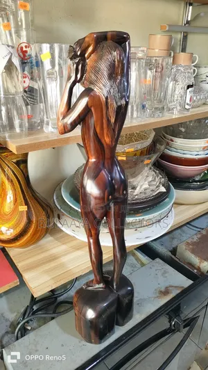 Japanese Wood Curving, Beautiful Lady