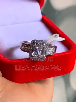 Princess Cut Halo Engagement Ring