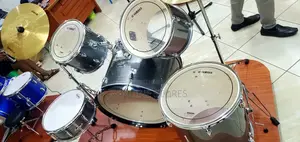 Yamaha Drum Set for Proffesional Use.