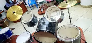 Yamaha Drum Set for Proffesional Use.