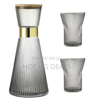 Ribbed Crystal Glass Carafe With Lid, 4 Cups Without Tray