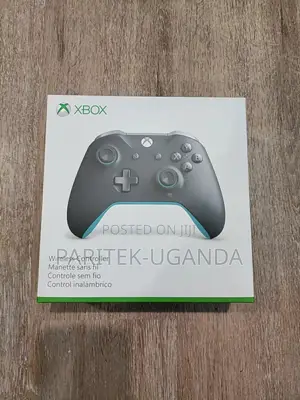 Microsoft Xbox Controller + Cable for Windows, Black