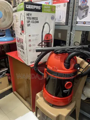 GEEPAS Vacuum Cleaner 2800W 20L Copper Motor