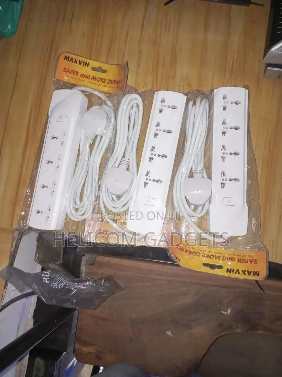 4 Way Socket