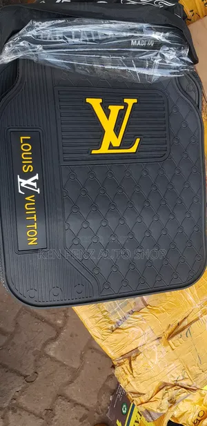 Black Louis Vuitton Car Carpets/ Car Floor Mats