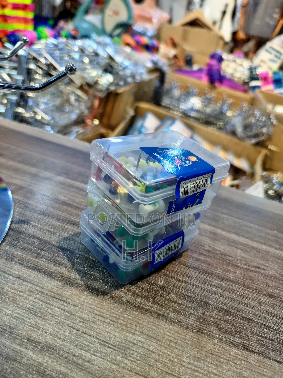 Push Pins. (35pcs)