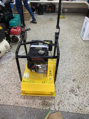 Engine Plate Compactor