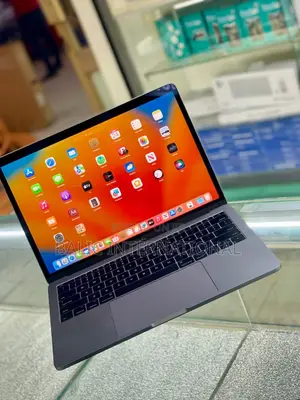 Laptop Apple MacBook Pro 2017 8GB Intel Core I5 SSD 256GB
