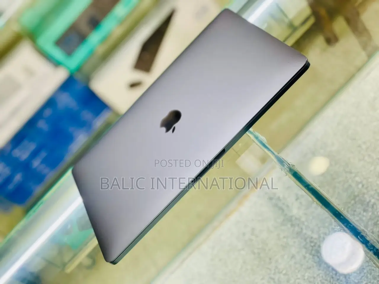 Laptop Apple MacBook Pro 2017 8GB Intel Core I5 SSD 256GB