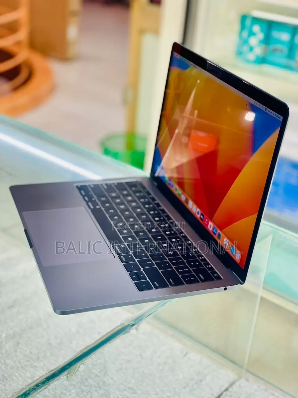 Laptop Apple MacBook Pro 2017 8GB Intel Core I5 SSD 256GB