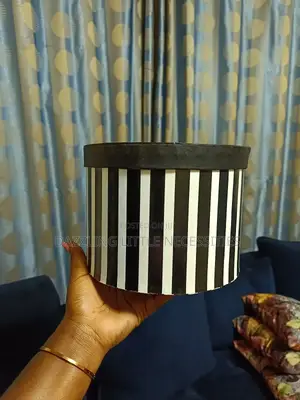 Stripped Unisex Circular Gift Box