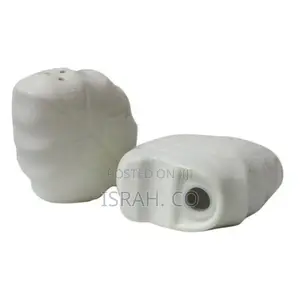 Leaf Pepper and Salt Shaker With Saviet Holder