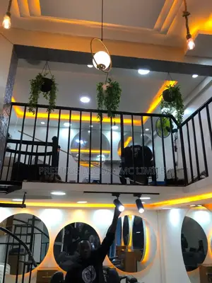 Saloon Designer