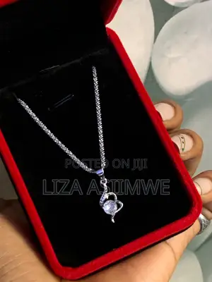 Bling Queen Women’S Necklace