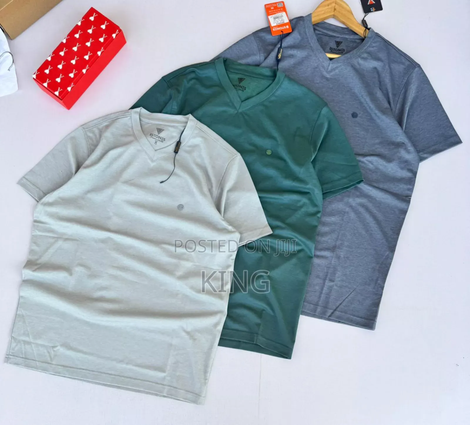 Aura v Neck Casual T-Shirt