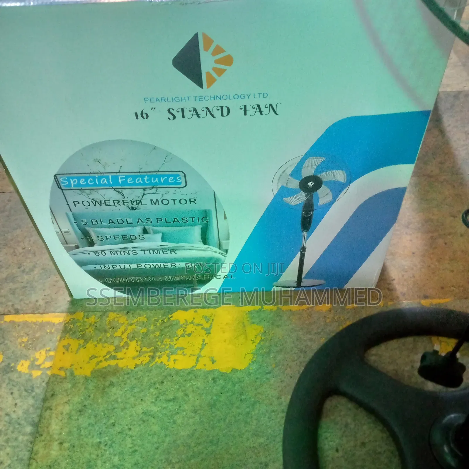 Pear Light "16 "Stand Fan