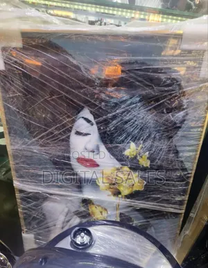 Beautiful Paintings and Deco