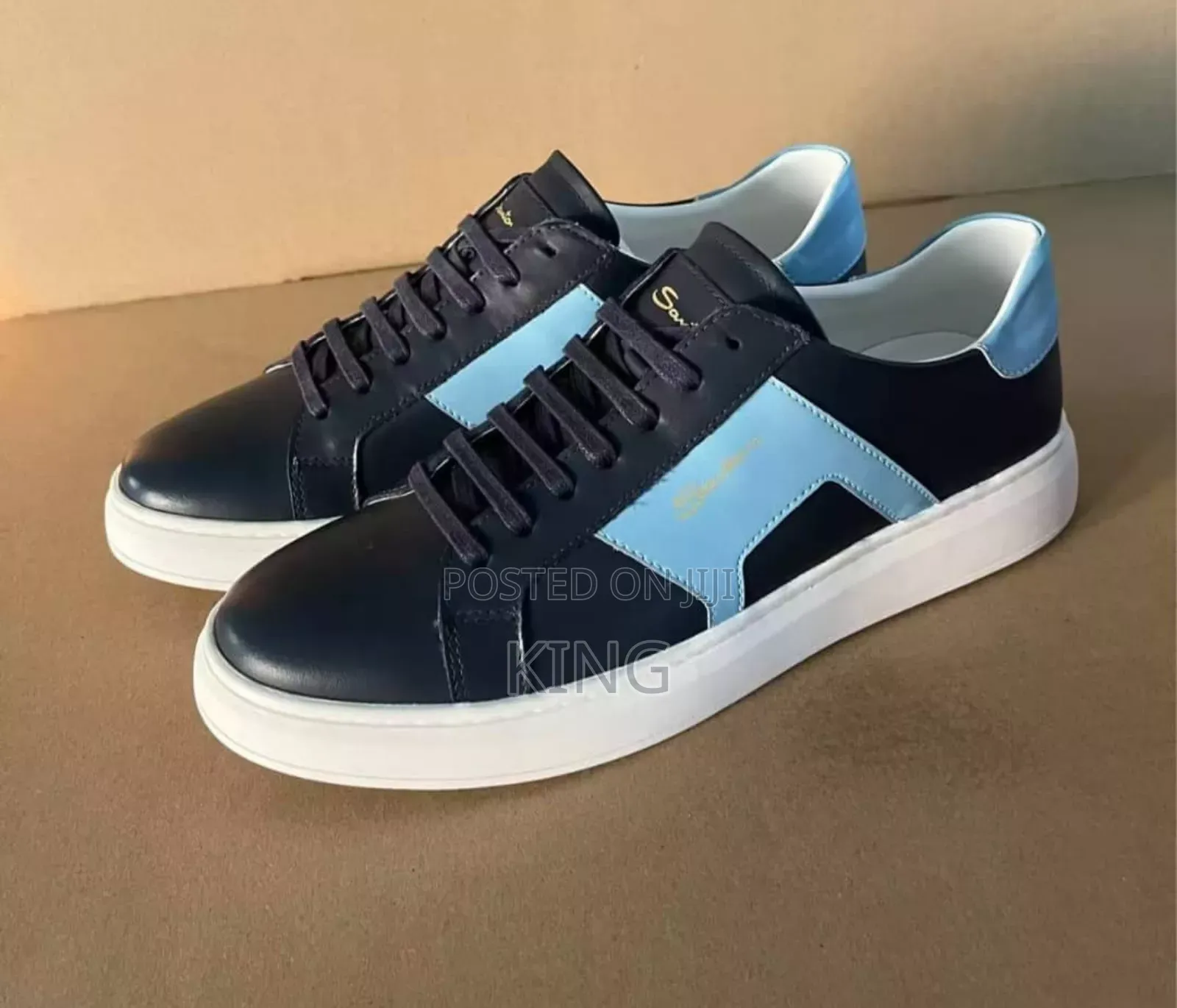 Santoni Classy Sneakers