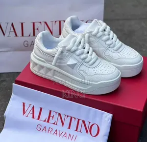 Valentino Garavani One Stud XL White