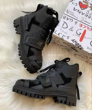 Dolce Gabbana - Trekking Logo Strap Black Boots -Leather