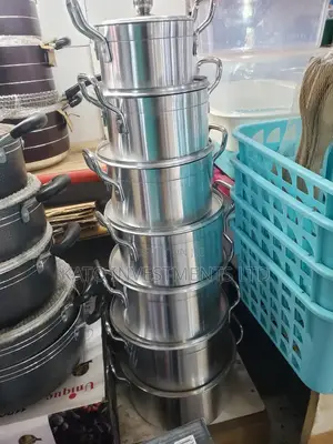6 Set Pieces of Source Pans