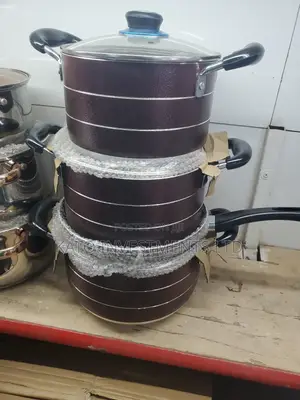 Dark Brown Dining Dishes With Frying Pan