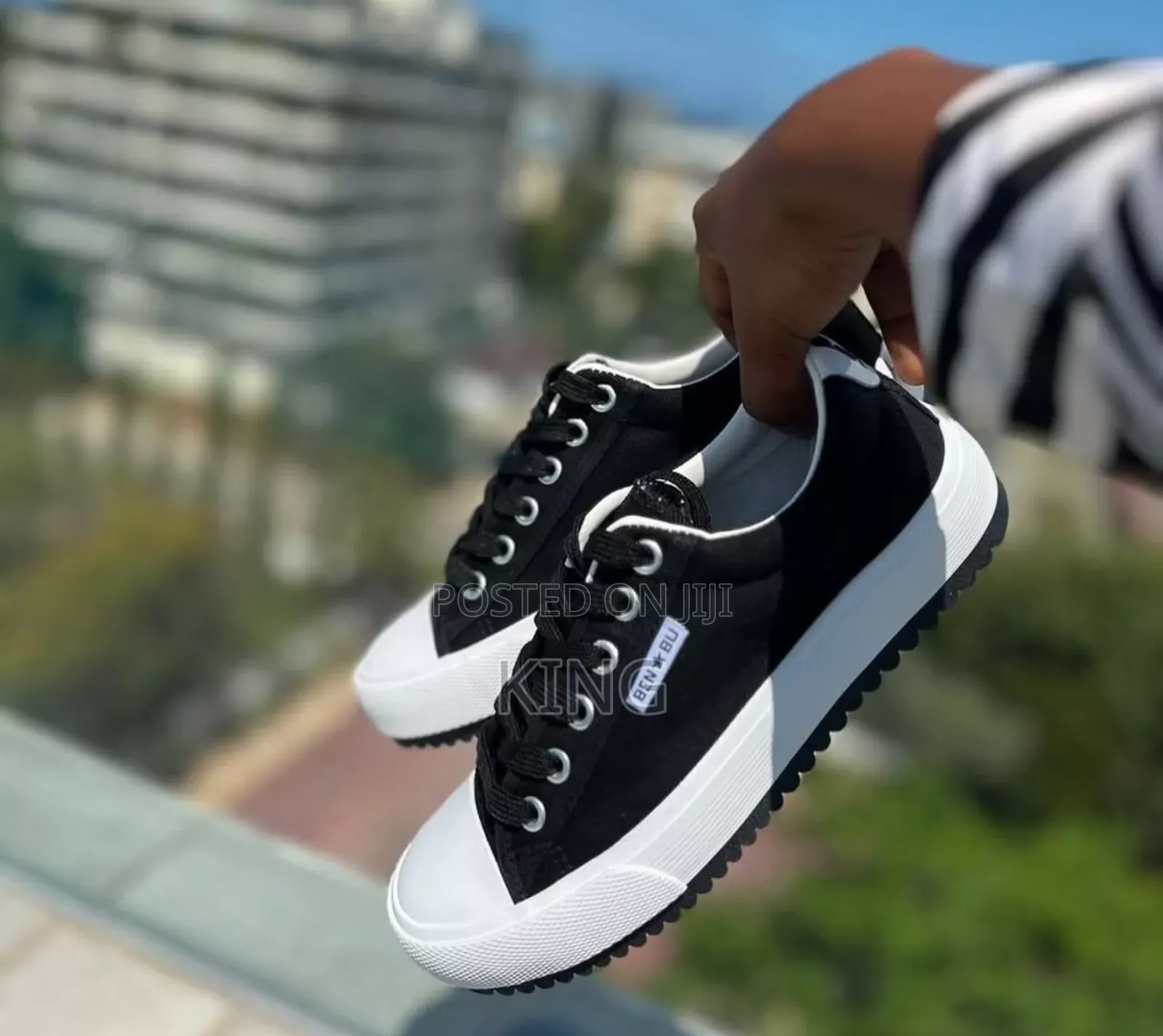 Swift Ladies Sneakers